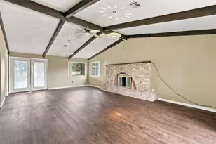 741 S 1st St, Hewitt, TX 76643 - Photo 4
