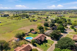 350 Jon St, Lorena, TX 76655 - Photo 34