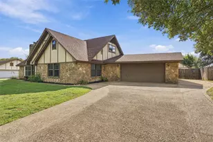350 Jon St, Lorena, TX 76655 - Photo 2