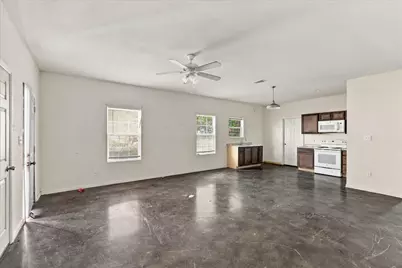 2023 E Myrtle Street, Fort Worth, TX 76104 - Photo 6