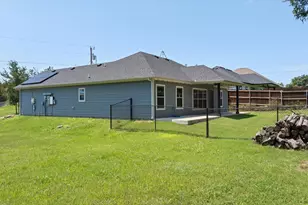 2206 Navasota St, Granbury, TX 76048 - Photo 26
