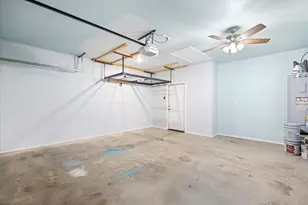 2206 Navasota St, Granbury, TX 76048 - Photo 20