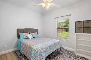 2206 Navasota St, Granbury, TX 76048 - Photo 12