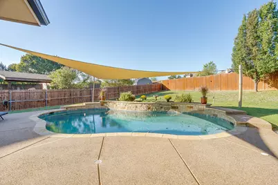 1040 Tara Drive, Burleson, TX 76028 - Photo 36