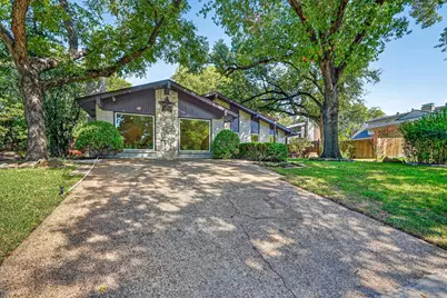10615 Swallow Lane, Dallas, TX 75218 - Photo 2