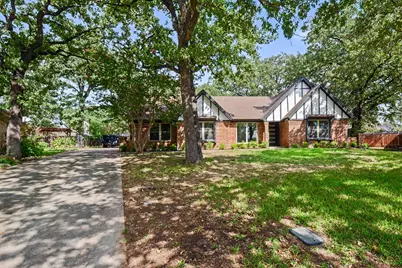 1000 Sean Court, Hurst, TX 76053 - Photo 4