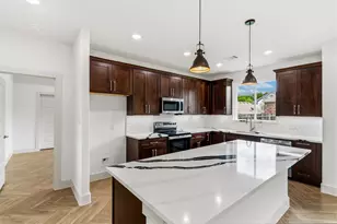 2125 Steepleridge Cir, Granbury, TX 76048 - Photo 4