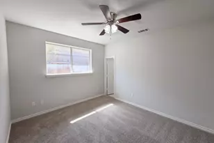 327 Texas Dr, Lake Dallas, TX 75065 - Photo 4