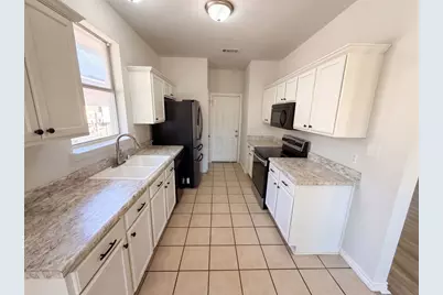327 Texas Drive, Lake Dallas, TX 75065 - Photo 2