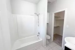 327 Texas Dr, Lake Dallas, TX 75065 - Photo 10