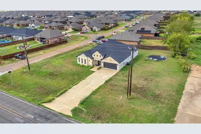 2002 Clay Street, Mabank, TX 75147 - Photo 24