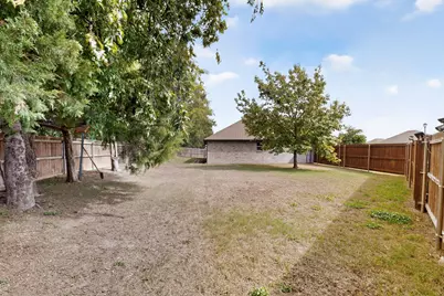 103 Windermere Street, Waxahachie, TX 75165 - Photo 32