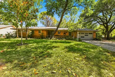 204 University Drive, Arlington, TX 76013 - Photo 2