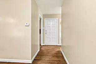 204 University Dr, Arlington, TX 76013 - Photo 4