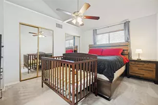 4935 Lomax Dr, Dallas, TX 75227 - Photo 16