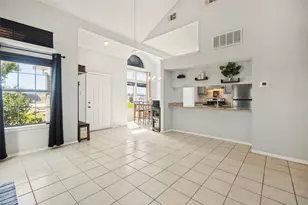 4935 Lomax Dr, Dallas, TX 75227 - Photo 6