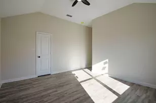 1915 Missouri Ave, Fort Worth, TX 76104 - Photo 14