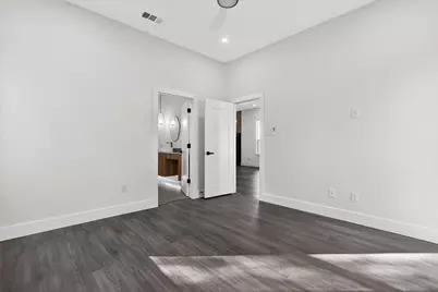 1621 Bannock Avenue, Dallas, TX 75215 - Photo 14