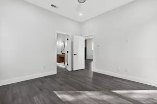 1621 Bannock Ave, Dallas, TX 75215 - Photo 14