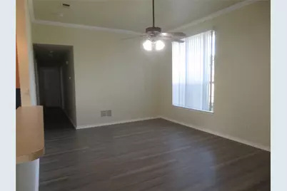 100 Roaring Springs Drive, DeSoto, TX 75115 - Photo 2