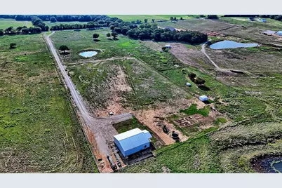 435 Lake Valley Road, Sunset, TX 76270 - Photo 4