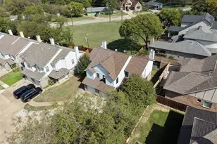 4027 Southern Charm Ct, Arlington, TX 76016 - Photo 4