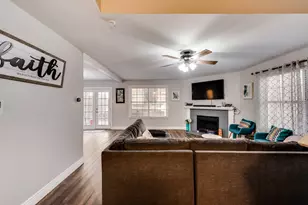 4027 Southern Charm Ct, Arlington, TX 76016 - Photo 8