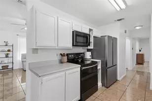 901 Melanie Ln, Keene, TX 76059 - Photo 8
