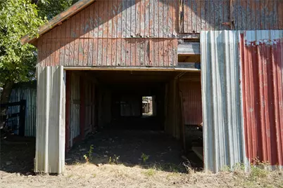12797 Fm 1385, Pilot Point, TX 76258 - Photo 30