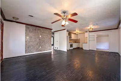554 Pleasant Vista Drive, Dallas, TX 75217 - Photo 4