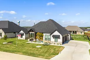 1105 Tremont Ln, Granbury, TX 76049 - Photo 36