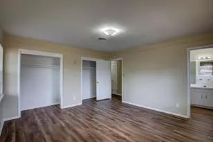 5916 Tourist Dr, North Richland Hills, TX 76117 - Photo 22
