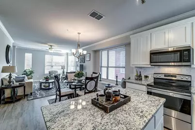 301 E Lamar Street #10, McKinney, TX 75069 - Photo 4