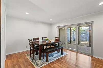 550 E Avenue J #B, Grand Prairie, TX 75050 - Photo 16