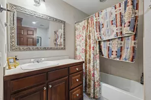 114 E Iriquois Dr, Gainesville, TX 76240 - Photo 30