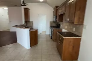 1005 Winding Rd, Granbury, TX 76049 - Photo 16