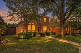 305 Moss Hill Rd, Irving, TX 75063 - Photo 1