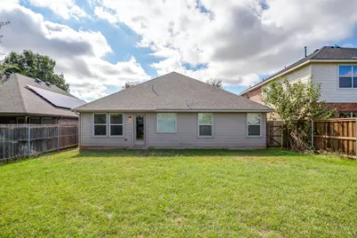 637 Brooks Street, Crowley, TX 76036 - Photo 34
