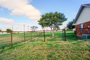 10720 Expedition Dr, Godley, TX 76044 - Photo 28