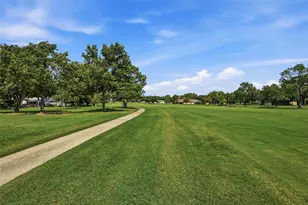 718 Kiowa Dr W, Lake Kiowa, TX 76240 - Photo 40