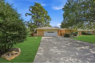 718 Kiowa Drive W, Lake Kiowa, TX 76240 - Photo 2