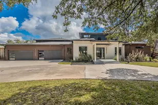 14140 Edgecrest Dr, Dallas, TX 75254 - Photo 2
