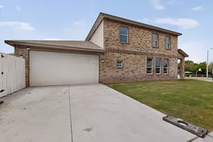 800 Oak Creek Dr, Hutchins, TX 75141 - Photo 8