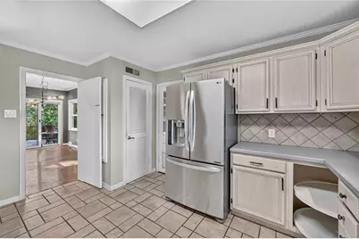 2518 Maple Springs Boulevard, Dallas, TX 75235 - Photo 8