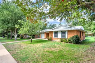 7812 Ewing Ave, Fort Worth, TX 76116 - Photo 2