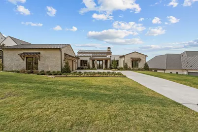 4516 Chablis Drive, Fort Worth, TX 76126 - Photo 2