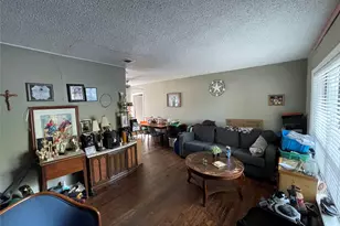 1115 Pine St, Grand Prairie, TX 75050 - Photo 1