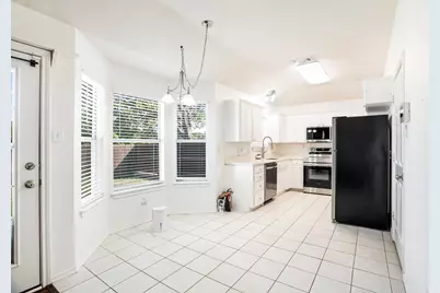 801 Bentree Drive, Fort Worth, TX 76120 - Photo 10