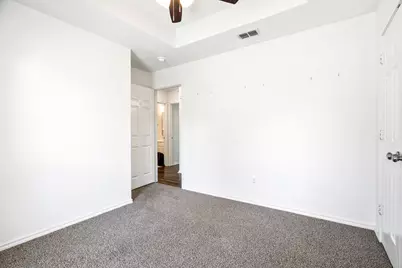 801 Bentree Drive, Fort Worth, TX 76120 - Photo 18