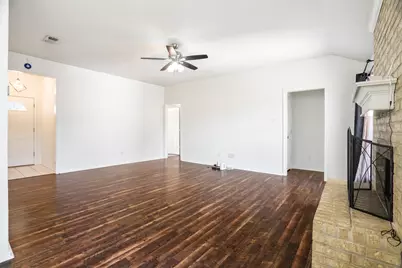 801 Bentree Drive, Fort Worth, TX 76120 - Photo 12